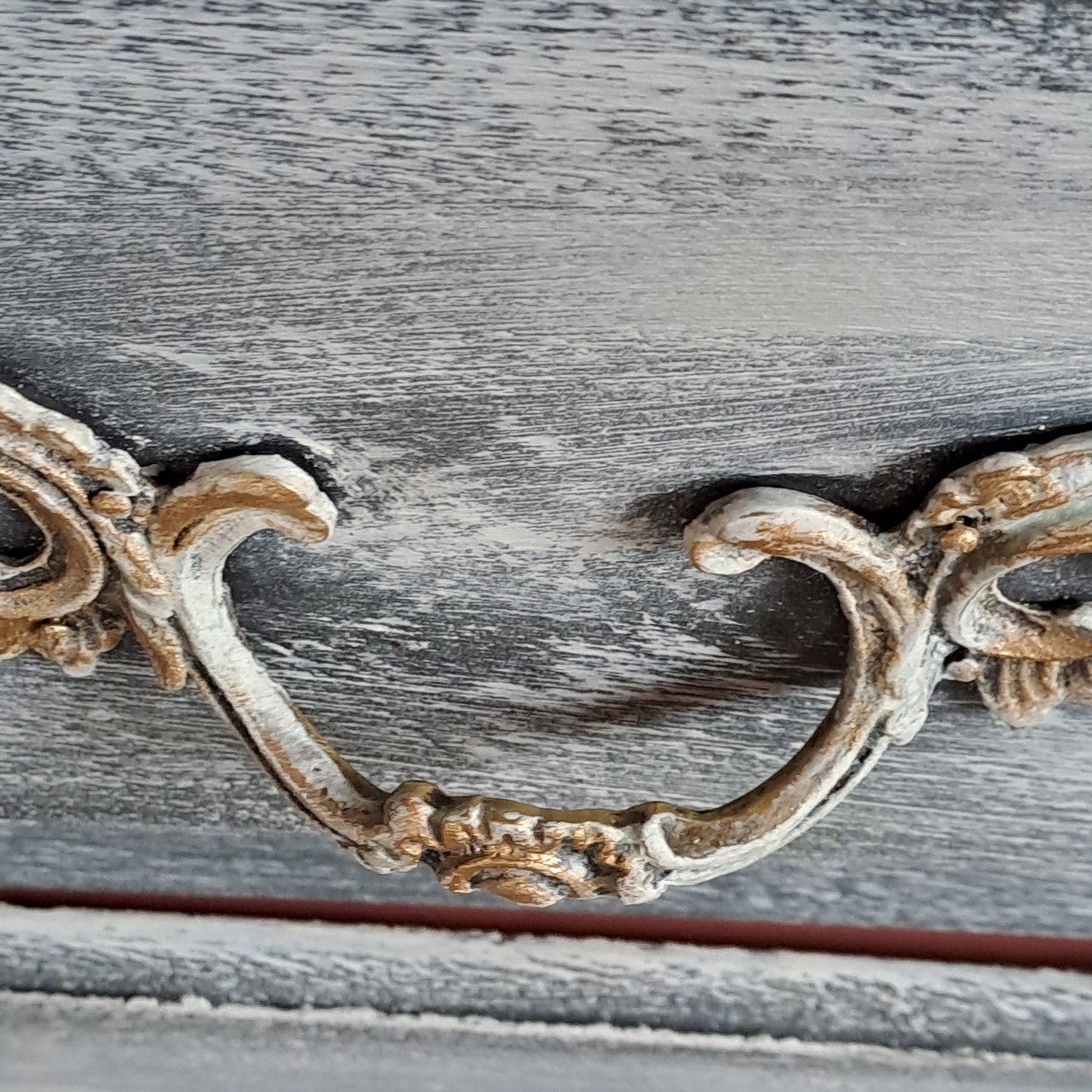 Secrétaire style Louis XV relooké - Pièce unique