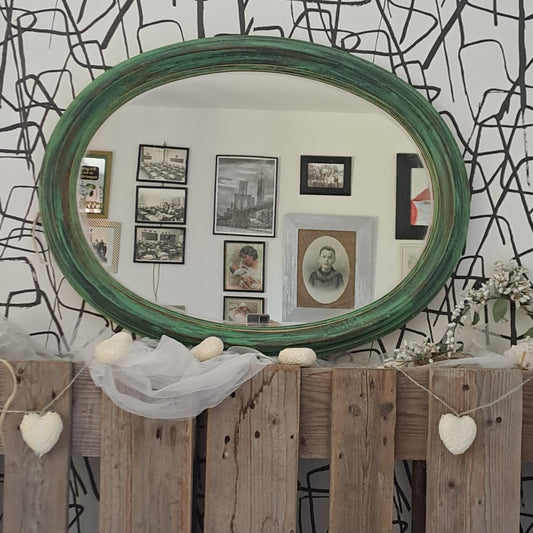 Miroir ovale décoré à la peinture à la craie - Vert